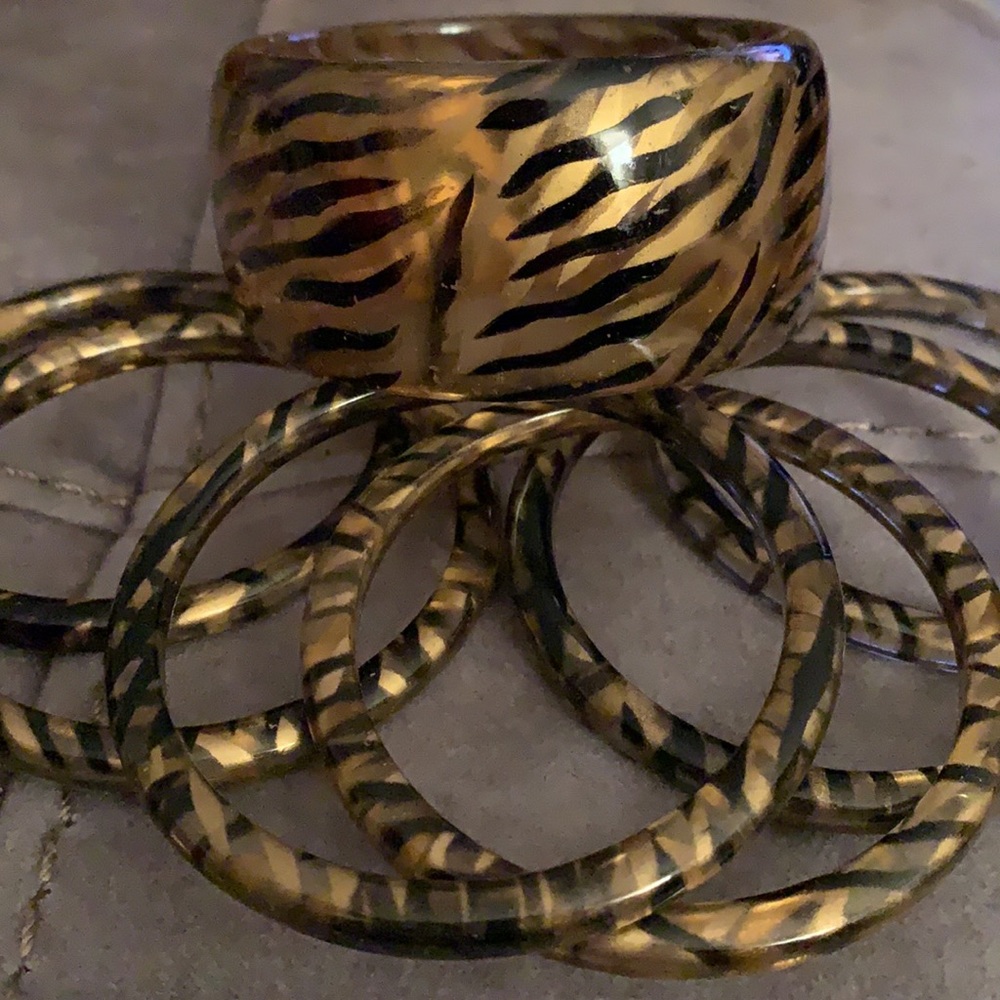 Zebra Bangles - Picture 2 of 3